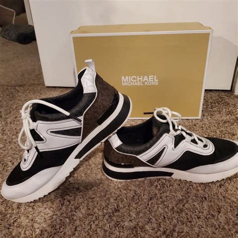 michael kors damen ana|Michael Kors tennis shoes.